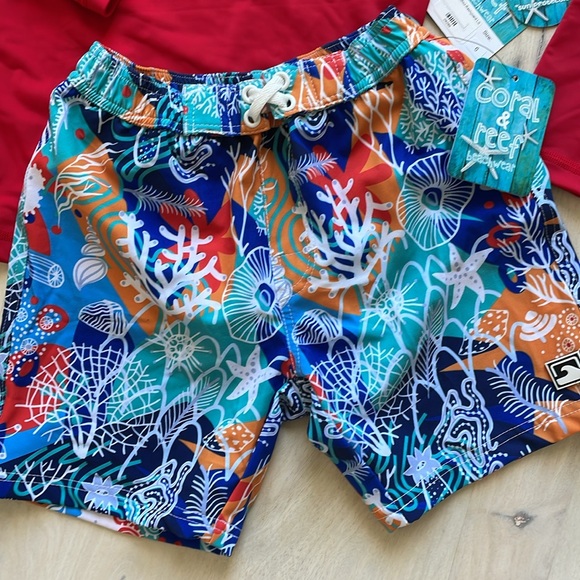 NWT CORAL & REEF BOYS SWIM TRUNKS & LS RASHGUARD * SZ5/6 - Picture 2 of 5